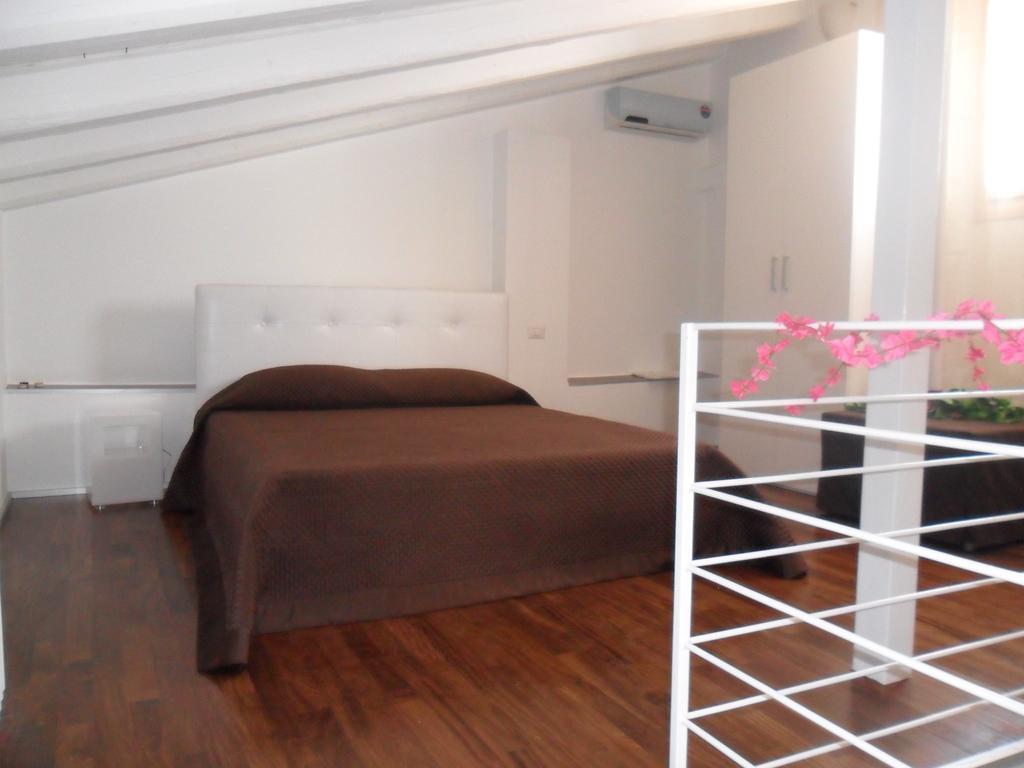 ألتامورا B&B Antico Castello الغرفة الصورة